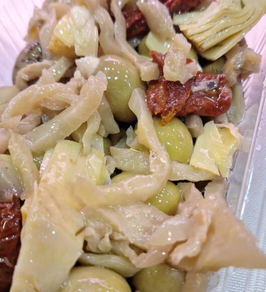 olive denocciolate sicilia condite con mix di sott'oli (10,00 euro al chilo)